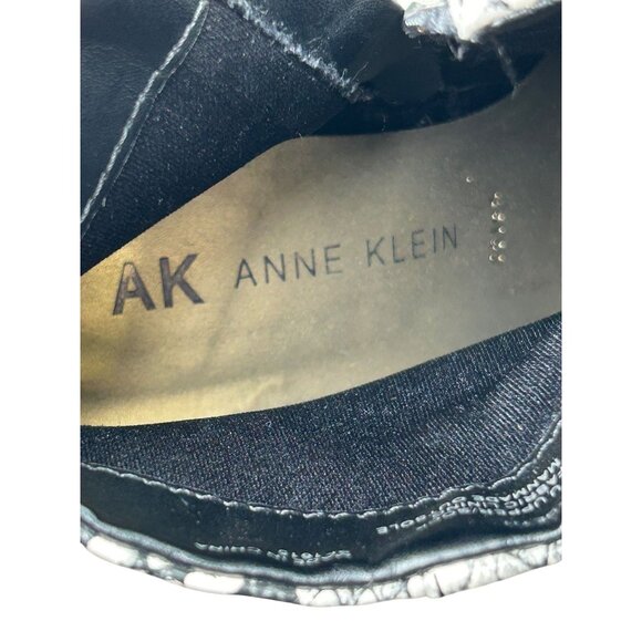Anne Klein Ankle Booties GET IT Snakeskin Print Black White Women's Sz 8 Heel - Picture 11 of 13